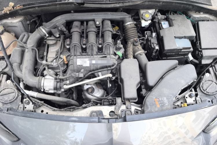 Used Buick Excelle 2018 15N CVT Luxury Version Engine Bay