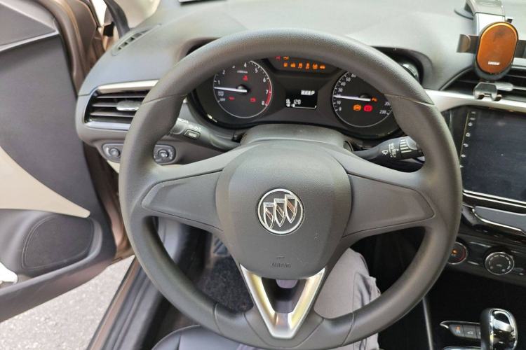 Used Buick Excelle 2018 15N CVT Elite Edition Steering Wheel