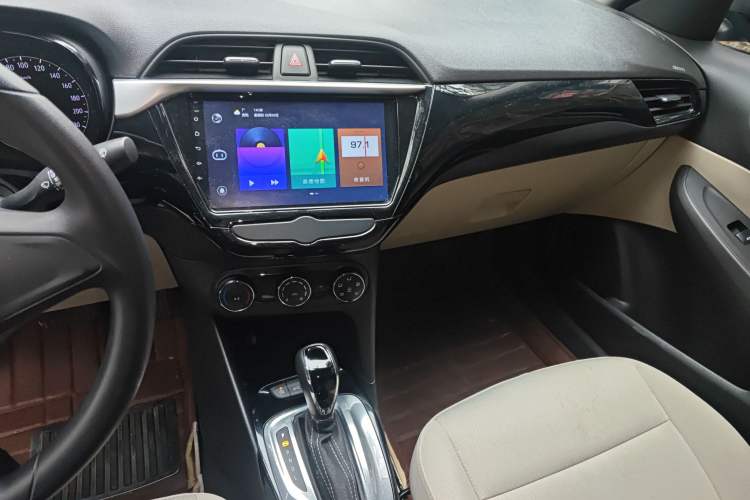 Used Buick Excelle 2018 15N CVT Elite Edition Audio And AC Panel