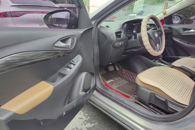 Used Buick Excelle 2018 15N CVT Luxury Version Driver Seat