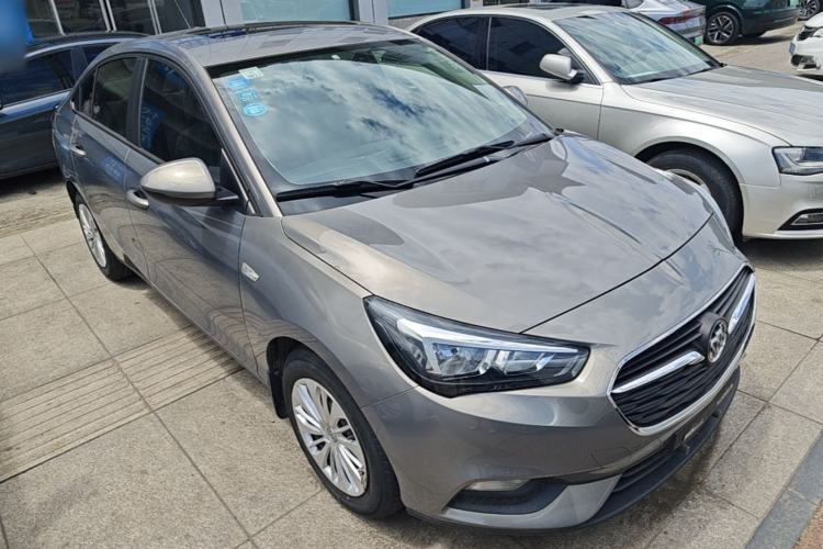 Used Buick Excelle 2018 15N CVT Elite Edition Front Right 45 Deg