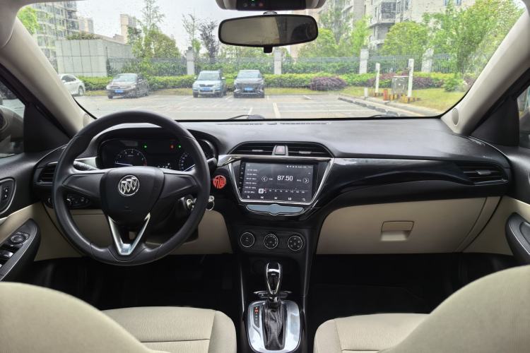 Used Buick Excelle 2018 15N CVT Elite Edition Interior 9