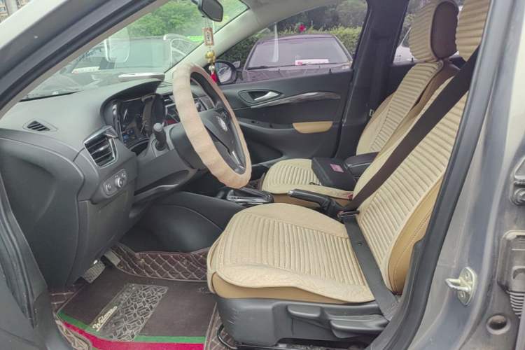 Used Buick Excelle 2018 15N CVT Luxury Version Left Front Seat