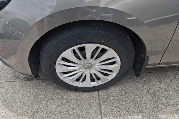 Used Buick Excelle 2018 15N CVT Elite Edition Left Front Wheel Hub
