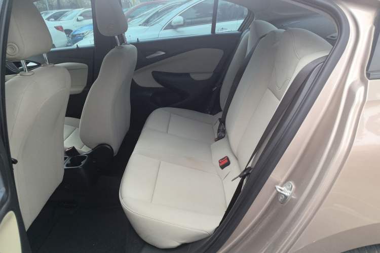 Used Buick Excelle 2018 15N CVT Elite Edition Left Rear Seat
