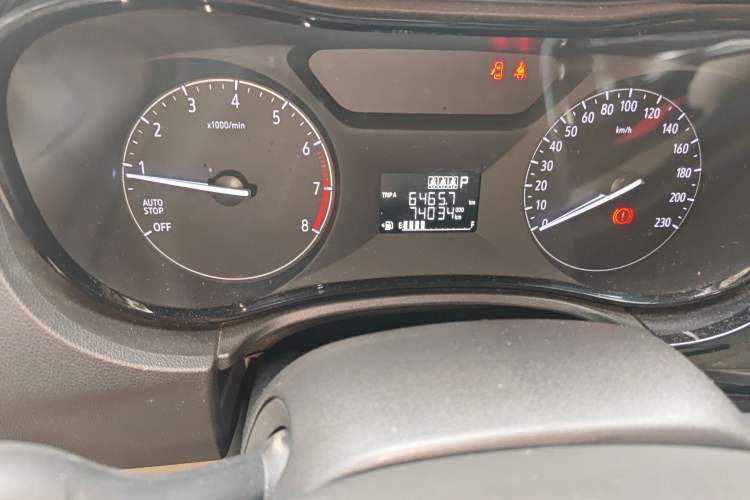 Used Buick Excelle 2018 15N CVT Elite Edition Odometer Close Up