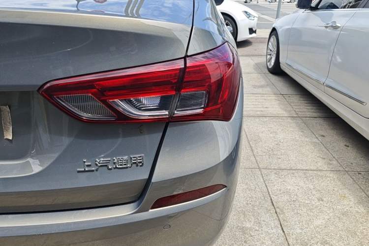 Used Buick Excelle 2018 15N CVT Elite Edition Right Rear Taillight
