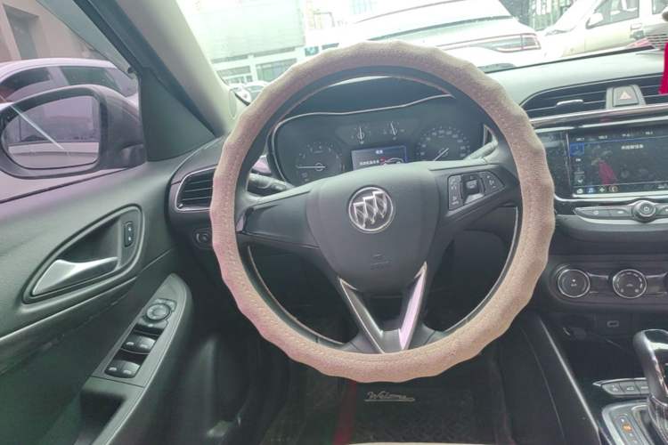 Used Buick Excelle 2018 15N CVT Luxury Version Steering Wheel