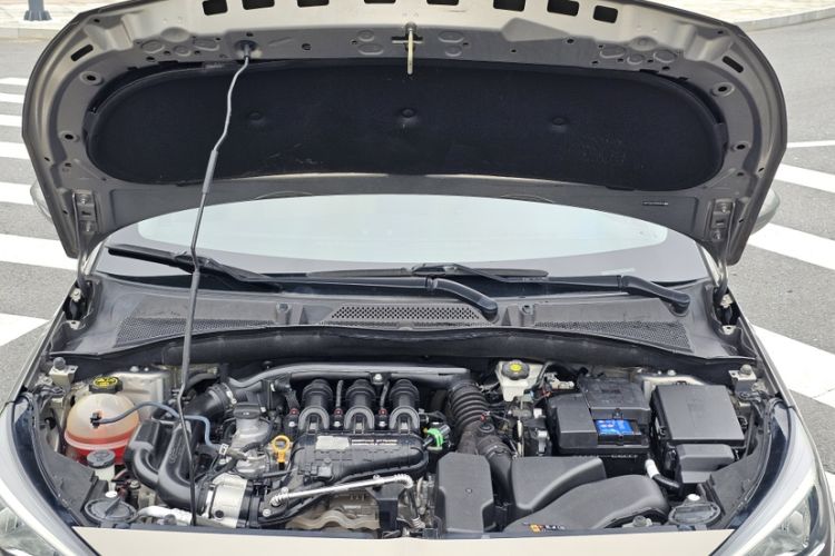 Used Buick Excelle 2018 15N CVT Luxury Version Engine Bay