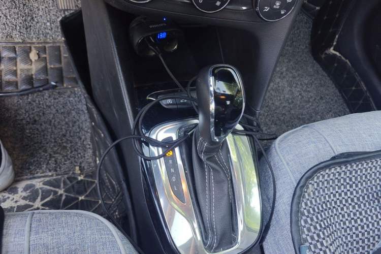 Used Buick Excelle 2018 15N CVT Elite Edition Gear Lever