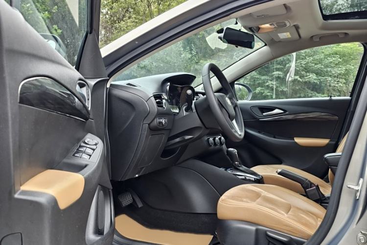 Used Buick Excelle 2018 15N CVT Luxury Version Interior 1