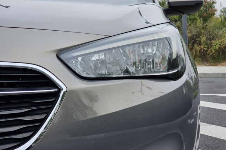 Used Buick Excelle 2018 15N CVT Luxury Version Left Front Headlight