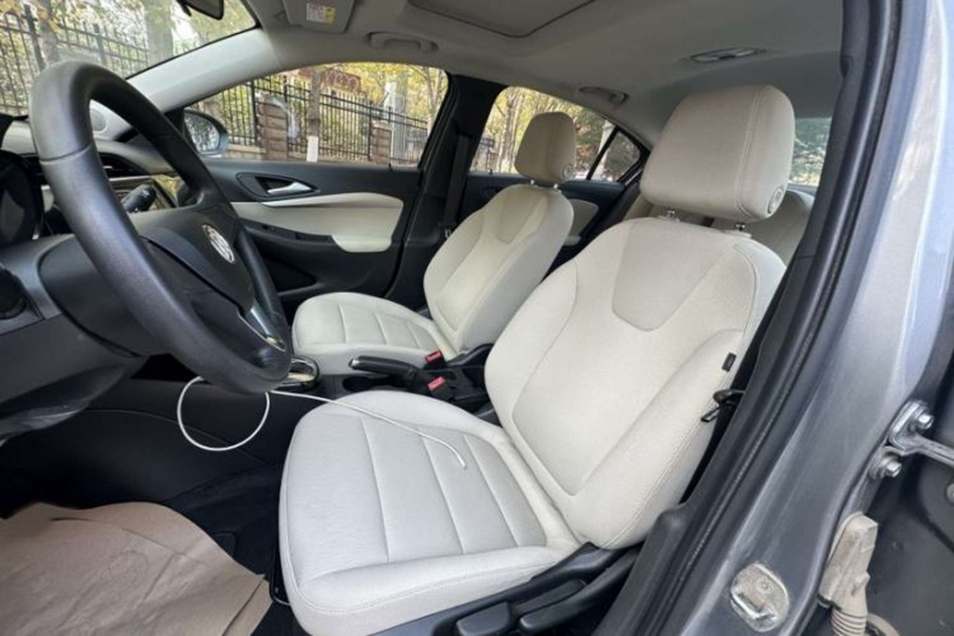 Used Buick Excelle 2018 15N CVT Elite Edition Left Front Seat