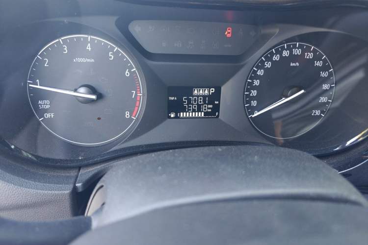 Used Buick Excelle 2018 15N CVT Elite Edition Odometer Close Up