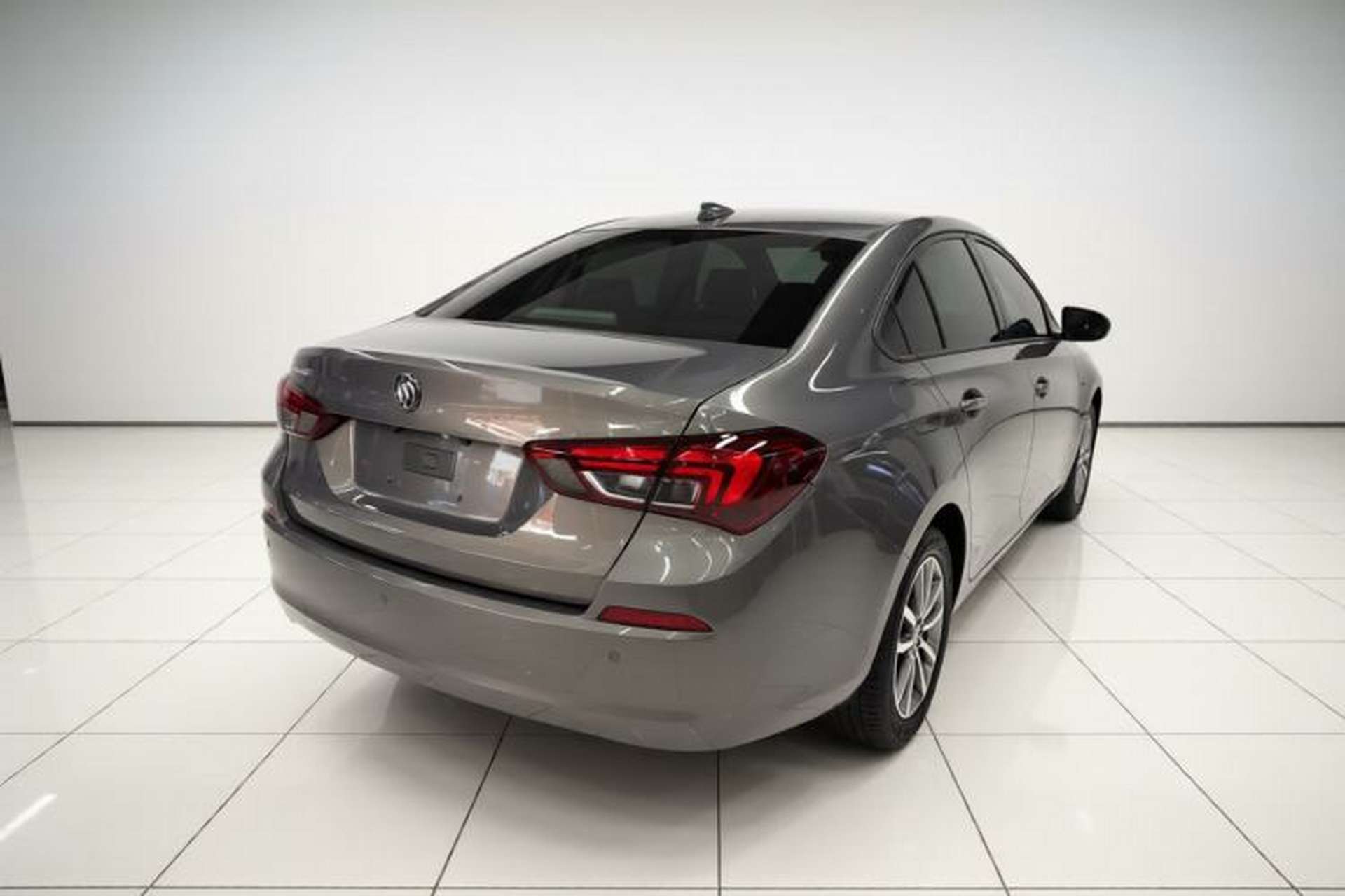 Used Buick Excelle 2018 15N CVT Elite Edition Rear Right 45 Deg