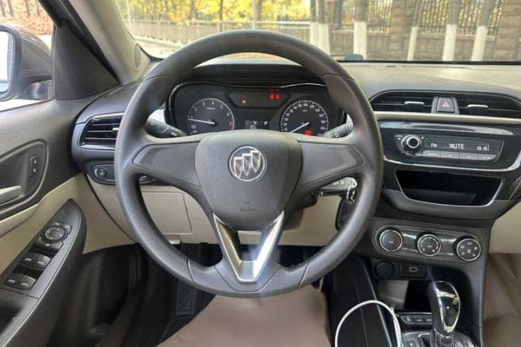 Used Buick Excelle 2018 15N CVT Elite Edition Steering Wheel