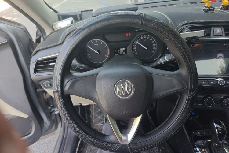 Used Buick Excelle 2018 15N CVT Elite Edition Steering Wheel