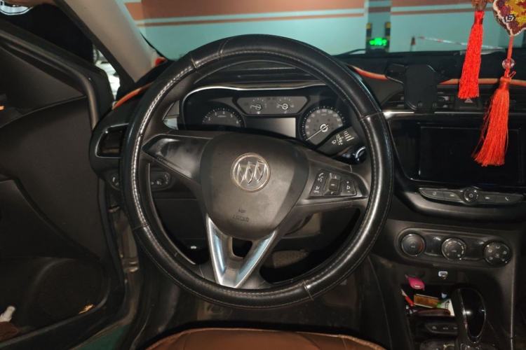 Used Buick Excelle 2018 15N CVT Luxury Version Steering Wheel