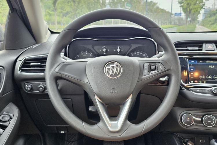 Used Buick Excelle 2018 15N CVT Luxury Version Steering Wheel