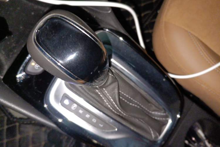 Used Buick Excelle 2018 15N CVT Luxury Version Gear Lever