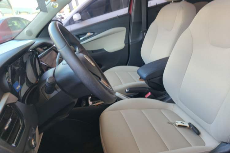 Used Buick Excelle 2018 15N CVT Elite Edition Left Front Seat