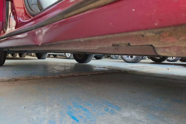 Used Buick Excelle 2018 15N CVT Elite Edition Right Side Sill
