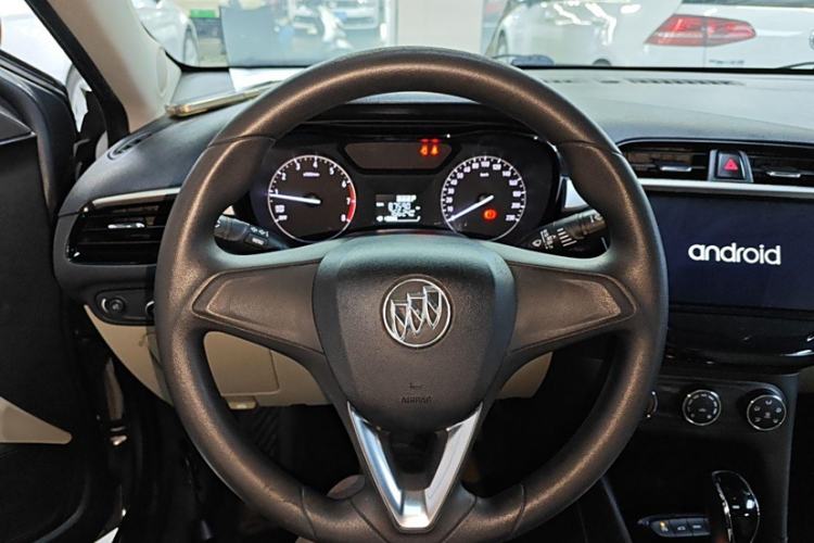 Used Buick Excelle 2018 15N CVT Elite Edition Interior 2