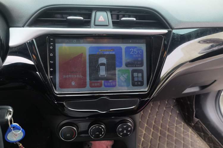 Used Buick Excelle 2018 15N CVT Elite Edition Audio And AC Panel