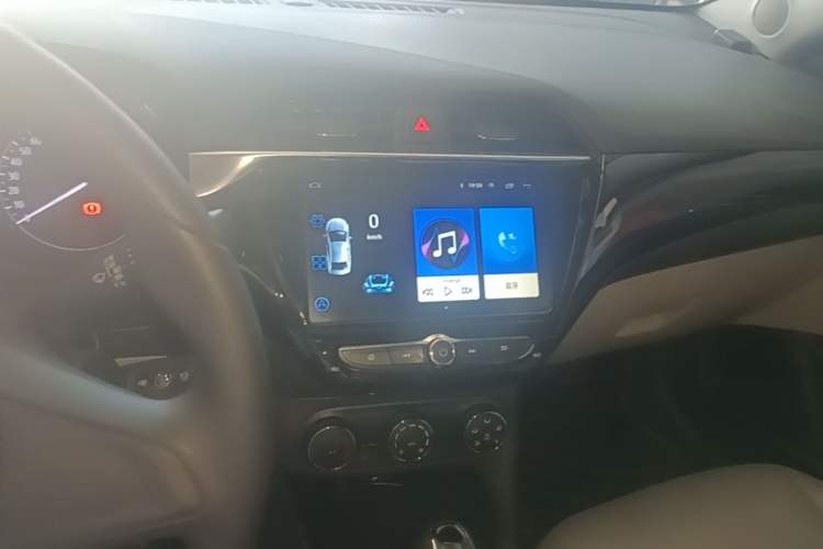 Used Buick Excelle 2018 15N CVT Elite Edition Audio And AC Panel