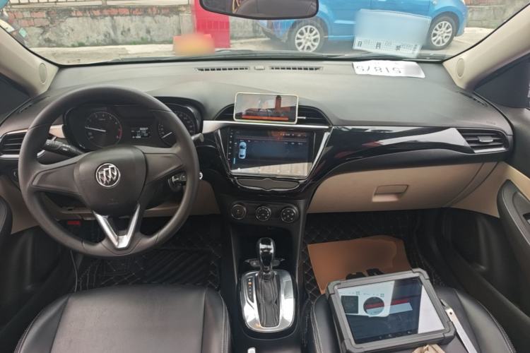 Used Buick Excelle 2018 15N CVT Elite Edition Center Console