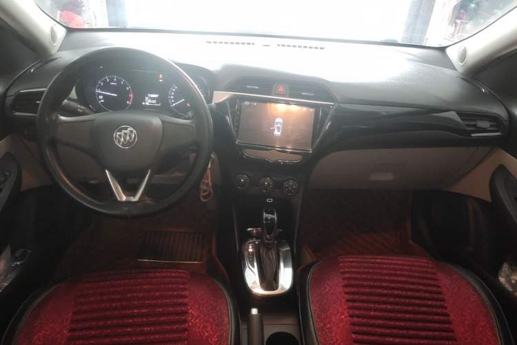Used Buick Excelle 2018 15N CVT Elite Edition Center Console