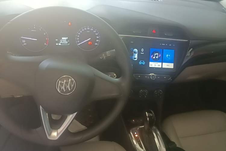 Used Buick Excelle 2018 15N CVT Elite Edition Center Console