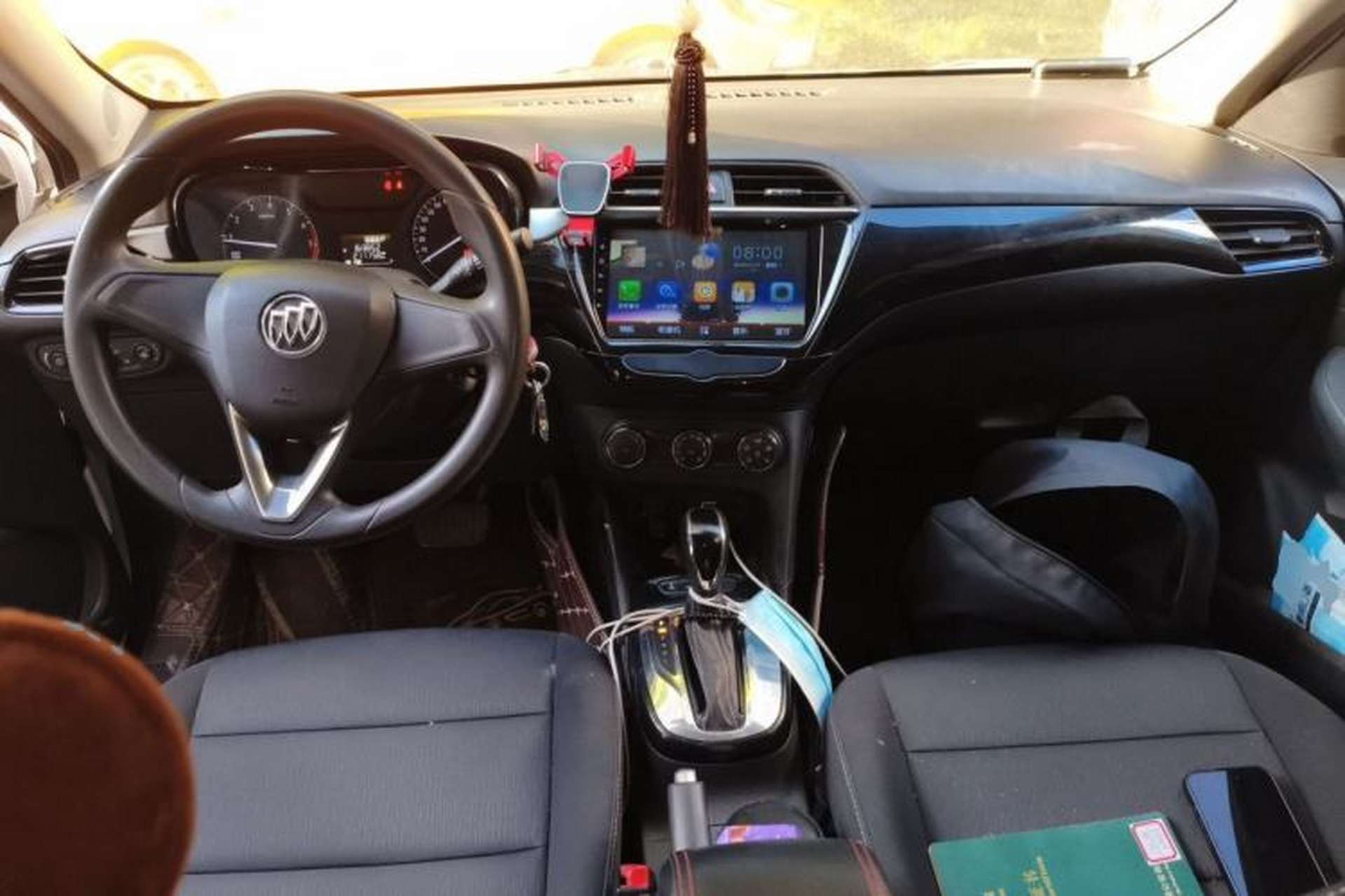 Used Buick Excelle 2018 15N CVT Elite Edition Center Console