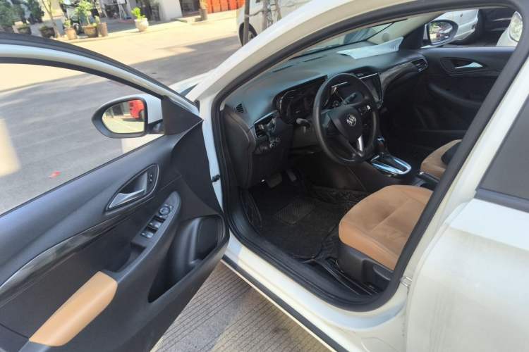 Used Buick Excelle 2018 15N CVT Luxury Version Driver Seat
