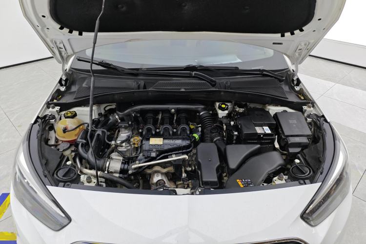 Used Buick Excelle 2018 15N CVT Elite Edition Engine Bay