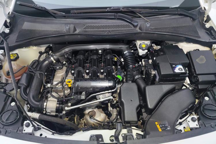 Used Buick Excelle 2018 15N CVT Luxury Version Engine Bay