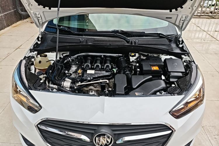 Used Buick Excelle 2018 15N CVT Elite Edition Engine Bay