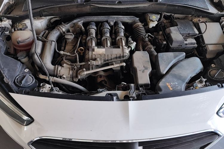 Used Buick Excelle 2018 15N CVT Luxury Version Engine Bay