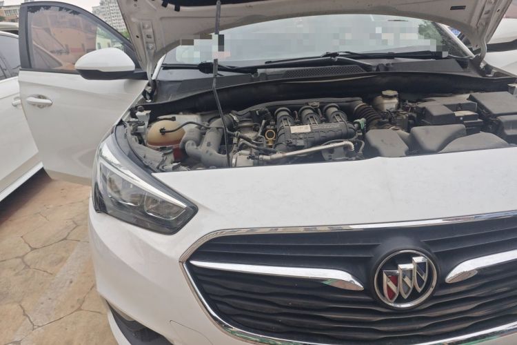 Used Buick Excelle 2018 15N CVT Elite Edition Engine Bay Right