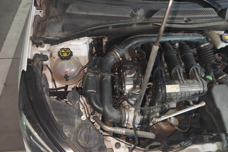 Used Buick Excelle 2018 15N CVT Luxury Version Engine Bay Right
