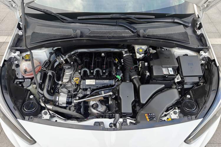 Used Buick Excelle 2018 15N CVT Luxury Version Engine Bay