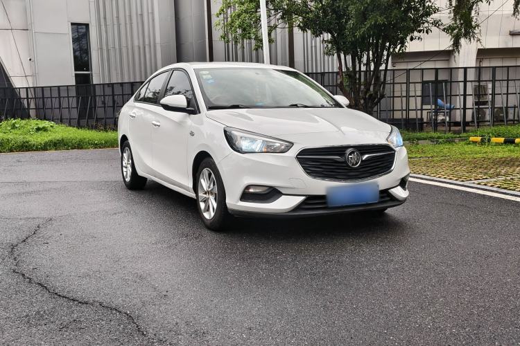Used Buick Excelle 2018 15N Manual Elite Version Exterior 2