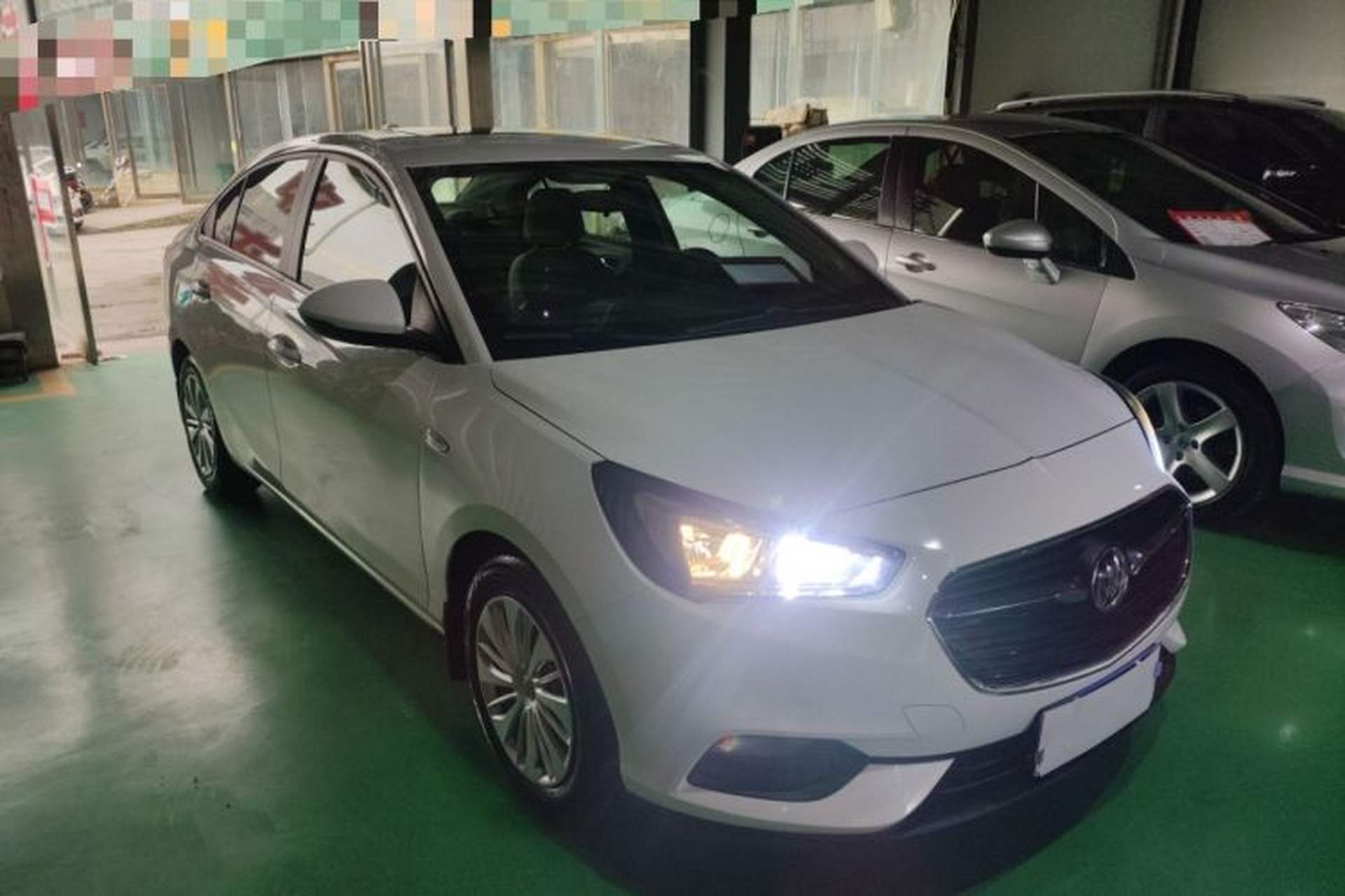 Used Buick Excelle 2018 15N Manual Elite Version Exterior 2