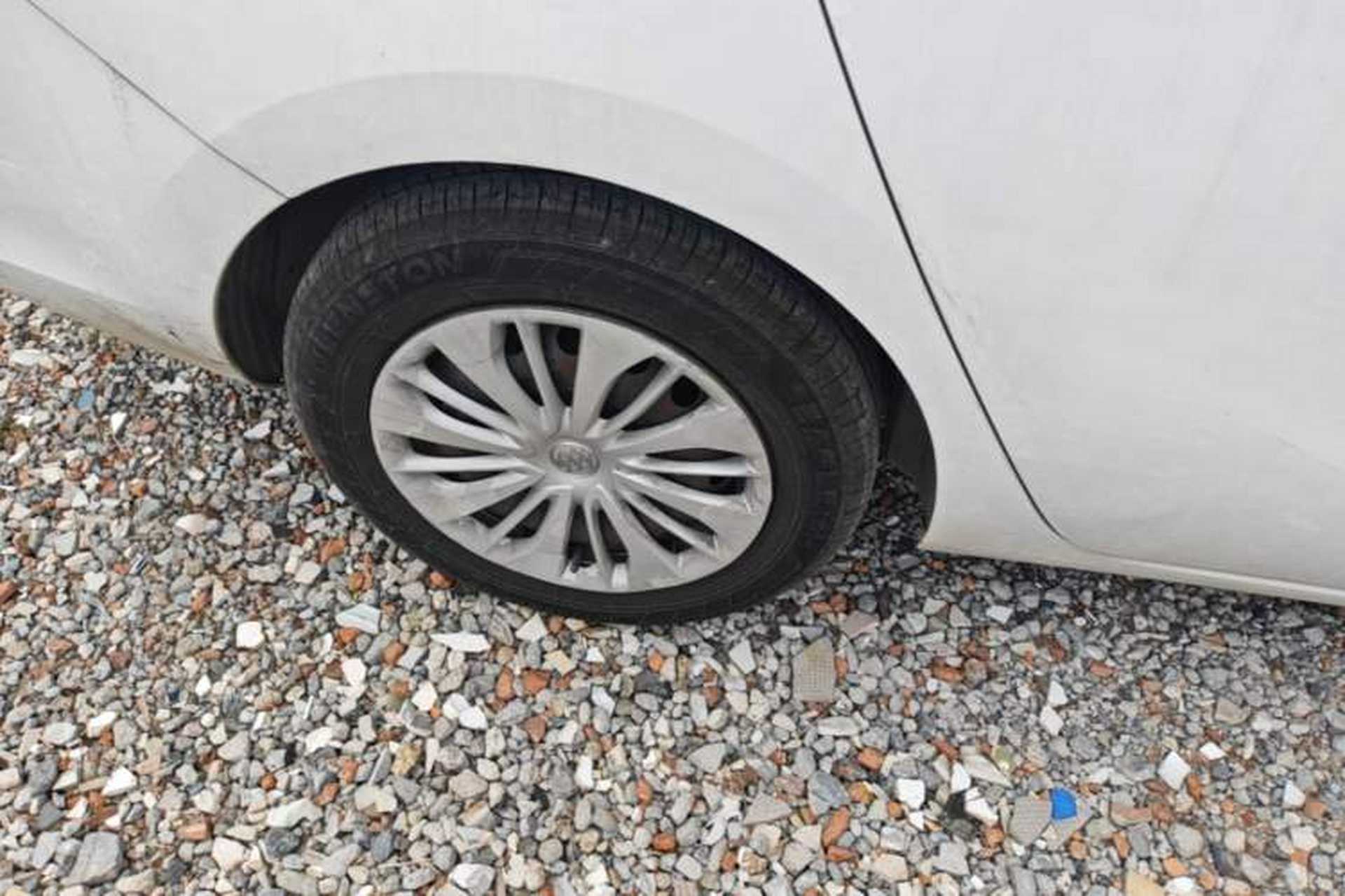 Used Buick Excelle 2018 15N CVT Elite Edition Exterior 3