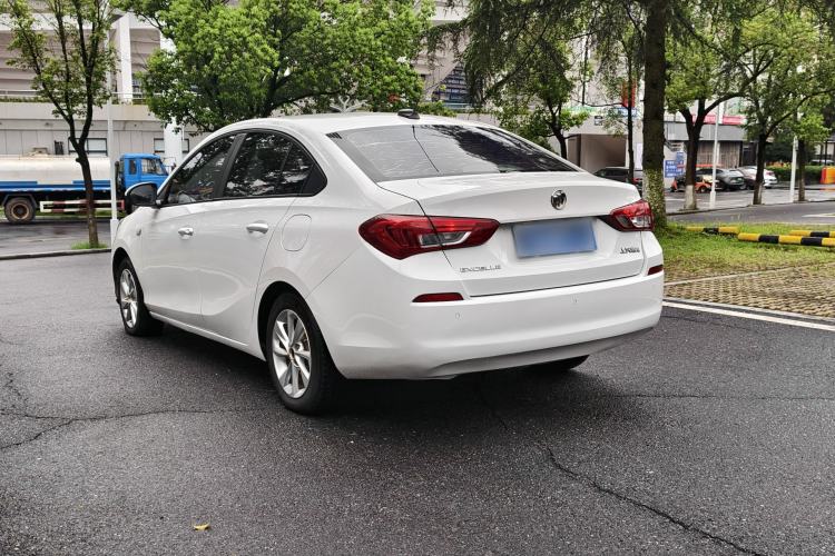 Used Buick Excelle 2018 15N Manual Elite Version Exterior 3