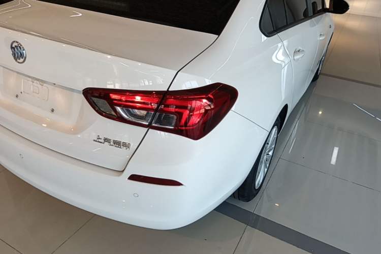 Used Buick Excelle 2018 15N CVT Elite Edition Exterior 3