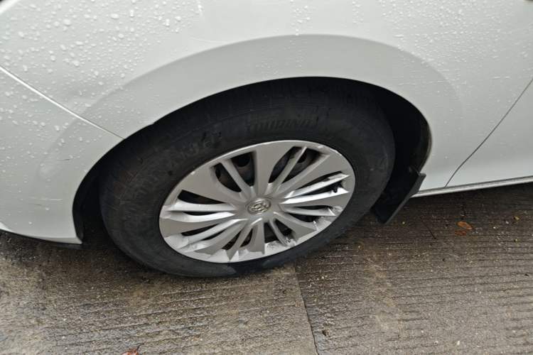 Used Buick Excelle 2018 15N CVT Elite Edition Exterior 4
