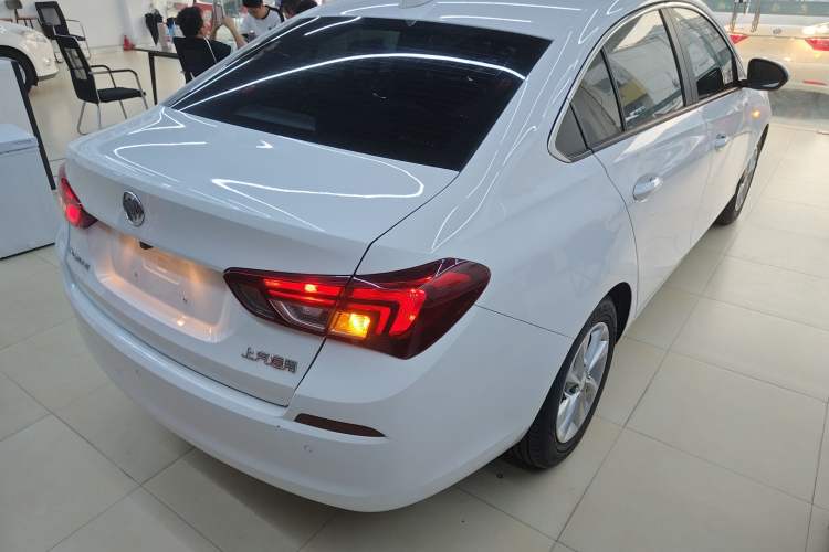 Used Buick Excelle 2018 15N CVT Luxury Version Exterior 5
