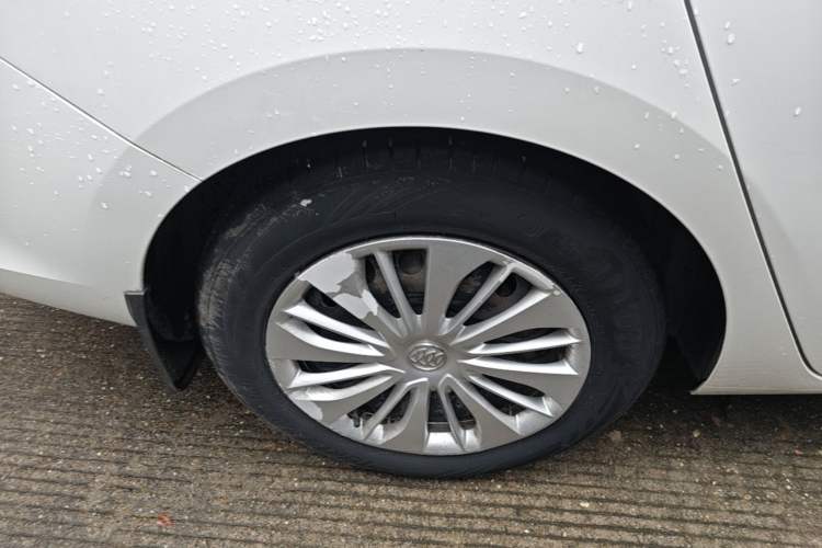 Used Buick Excelle 2018 15N CVT Elite Edition Exterior 5