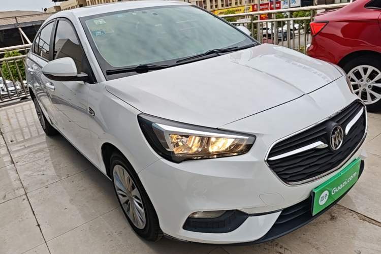 Used Buick Excelle 2018 15N CVT Elite Edition Front Right 45 Deg